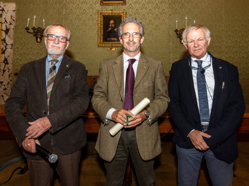 Marco Bellini awards the International Prize "Prof. Luigi Tartufari" by the National Academy of Lincei